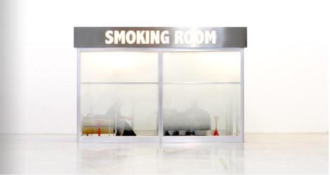 leandro-erlich-smoking-room1